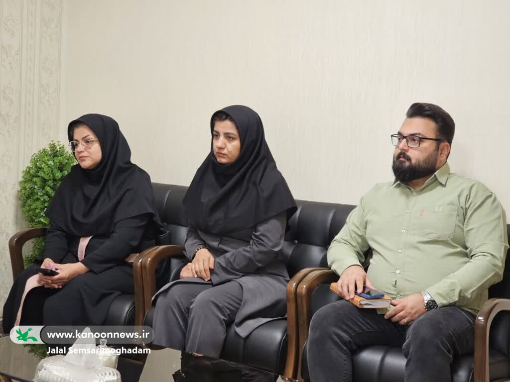 دیدار مدیرکل کانون پرورش فکری کودکان و نوجوانان کردستان با نماینده ولیفقیه در استان