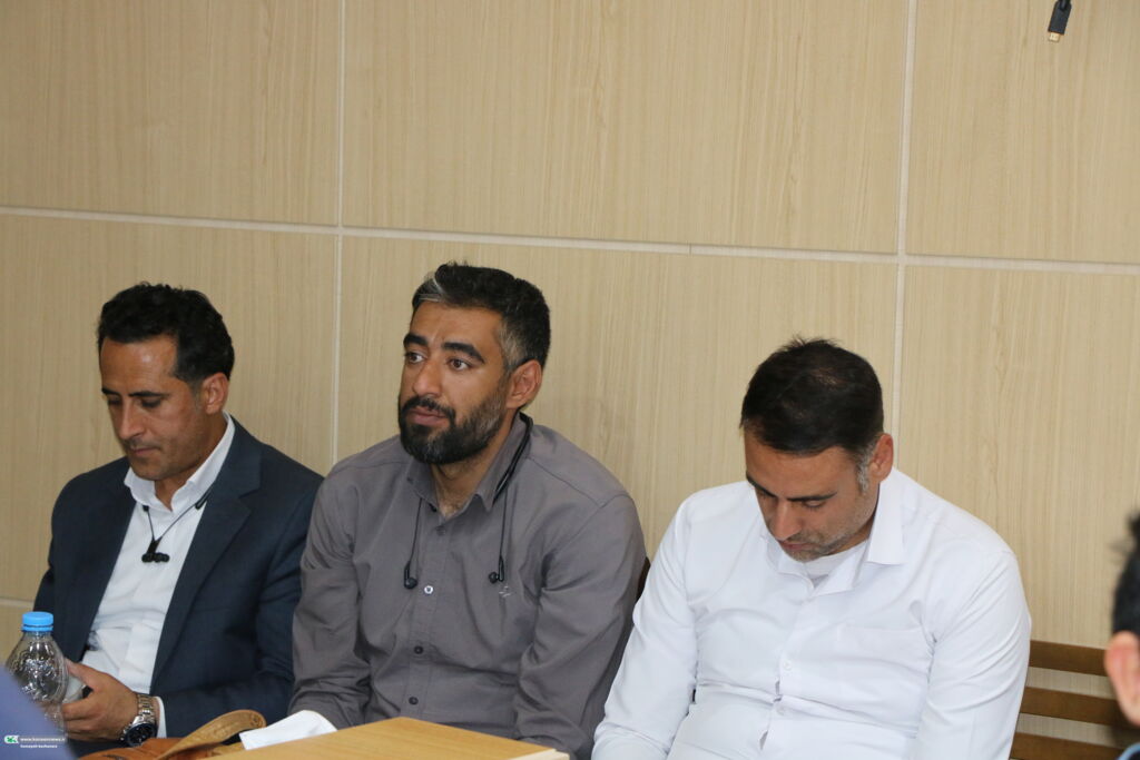 دیدار مربیان و کارکنان کانون فارس با امام جمعه شیراز به مناسبت پایان تابستان و شروع سال تحصیلی جدید