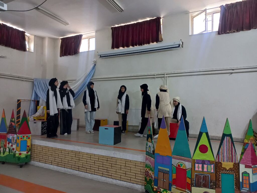 پایان شیرین تابستان با جشن اختتامیه کلاسهای کانون همدان