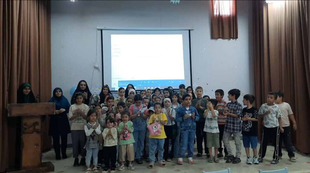 پایان شیرین تابستان با جشن اختتامیه کلاسهای کانون همدان