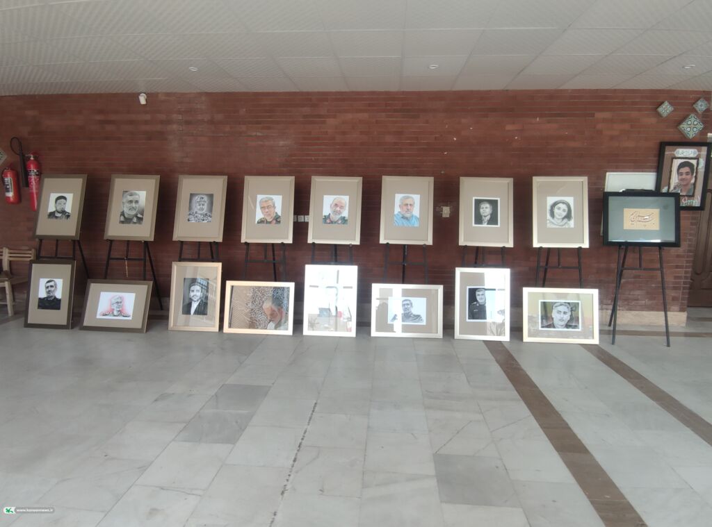 یاد و نگاه شهدا در قاب هنر؛ نمایشگاه طراحی چهره شهدای جنگ ۱۲ روزه