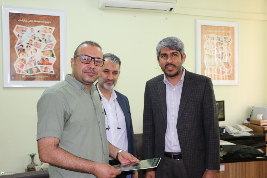 تجلیل از عوامل نمایش عروسکی «قلب آدم برفی» در کانون فارس