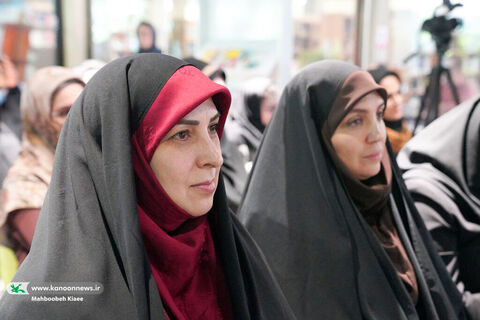 آیین رونمایی از کتاب‌های جدید کانون در کتابخانه مرجع