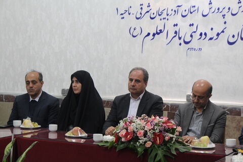 ویژه برنامه آغاز سال تحصیلی و هفته دفاع مقدس با حضور  مدیرکل کانون استان ،مسئولین استانی و  وزیر محترم راه و شهرسازی درتبریز