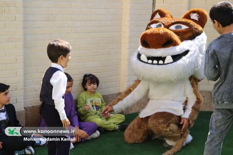حضور مدیرکل کانون در جشن آغاز سال تحصیلی