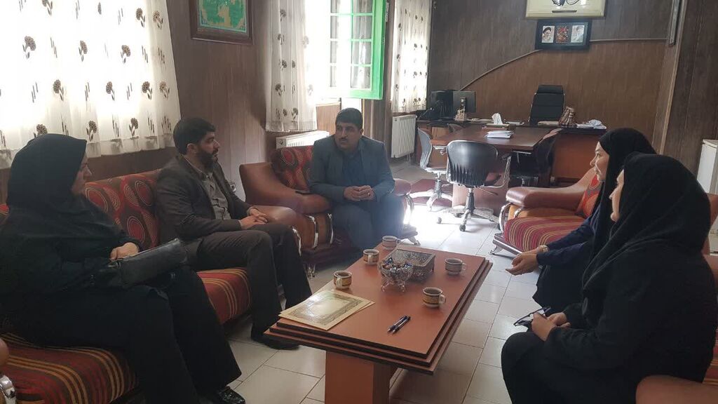 امضای تفاهمنامه همکاری کانون کرمانشاه با اداره آموزشو پرورش استثنایی