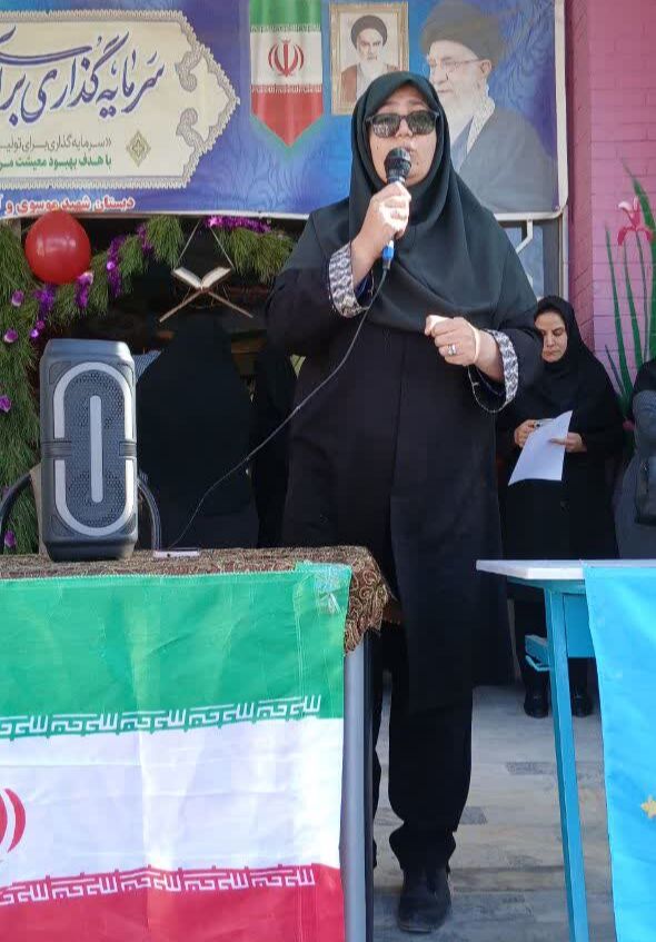 برگزاری جشن شکوفهها با همکاری مرکز کنگاور