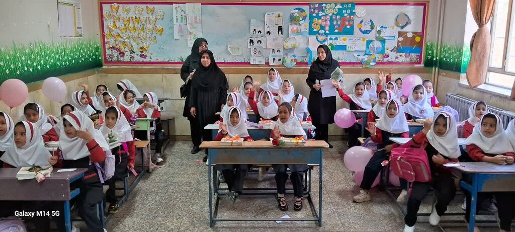 برگزاری جشن شکوفهها با همکاری مرکز کنگاور