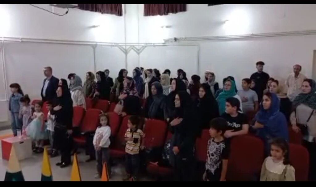 جشن اختتامیه کارگاه‌های تابستانی نمایش خلاق مرکز 3 همدان برگزار شد