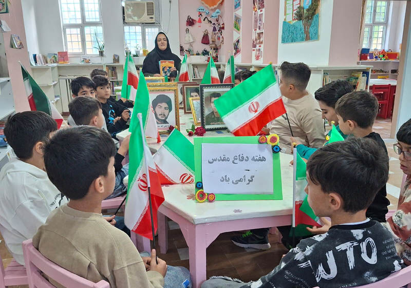 یاد شهدای دفاع مقدس با اجرای برنامههای فرهنگی در مراکز گرمی و جعفرآباد گرامی داشته شد