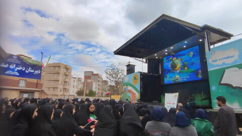 شروع فعالیت تماشاخانه‌ سیار کانون هم‌زمان با بازگشایی مدارس در اردبیل