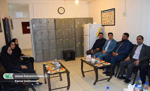 بازدید مدیر حراست کانون از کانون زبان برادران و خواهران خرم آباد