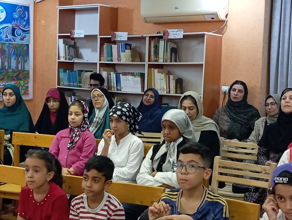 برگزاری کارگاه قصه گویی در مرکز شماره یک بندرعباس