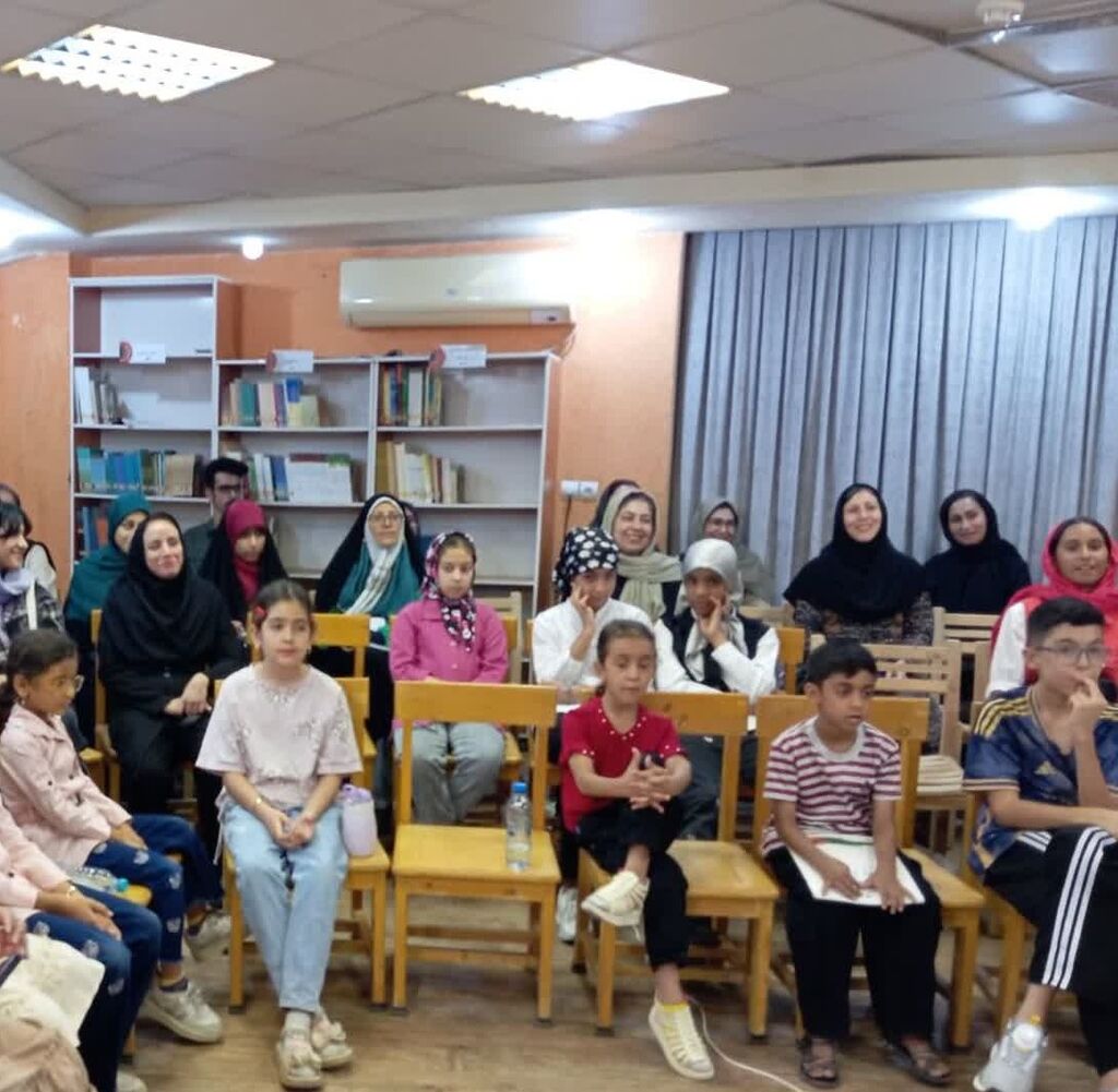 برگزاری کارگاه قصه گویی در مرکز شماره یک بندرعباس
