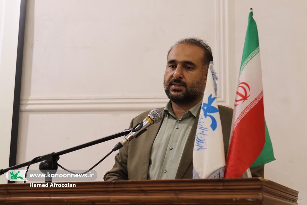 کتابها و تولیدات هنری کودکان با نیازهای ویژه در ساری به نمایش درآمد