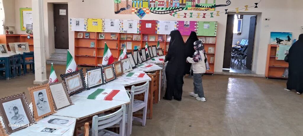 بازگشایی نمایشگاه آثار هنری دفاع مقدس در مرکز کنگاور