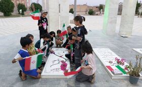 حضور کودکان و نوجوانان لیکک در مراسم عطرافشانی مزار شهداء