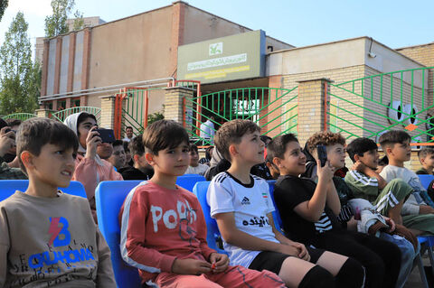 نمایش «هیولیا» با تماشاخانه سیار کانون در سرعین و اردبیل روی صحنه رفت