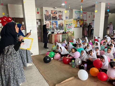 اجرای برنامه های شاد توسط کانون هرمزگان