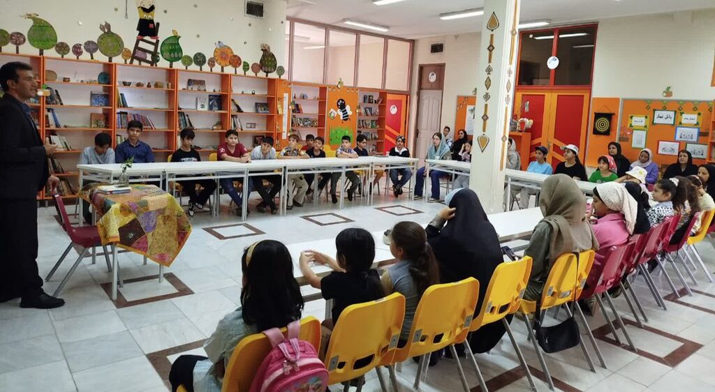 ارتقای مهارت قصهگویی با کارگاه تخصصی در مرکز شماره ۲ صحنه