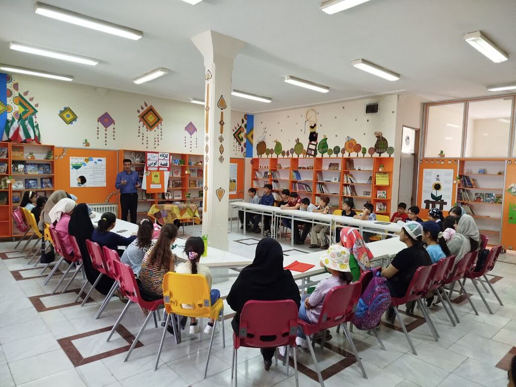 ارتقای مهارت قصهگویی با کارگاه تخصصی در مرکز شماره ۲ صحنه