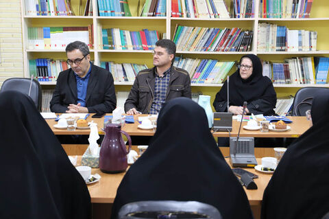 نشست هم‌اندیشی دستگاه‌های اجرایی برای برگزاری باشکوه هفته ملی کودک در اردبیل