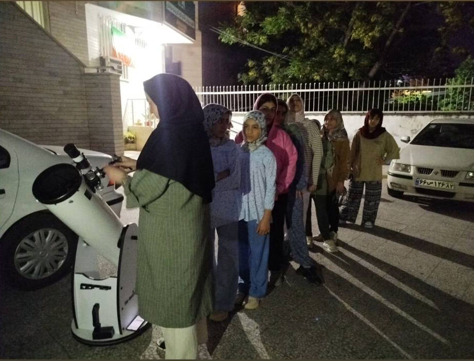 از کارگاه‌های آموزشی تا رصد آسمان؛ شب‌مانی خاطره‌انگیز دختران نوجوان در کانون ساری