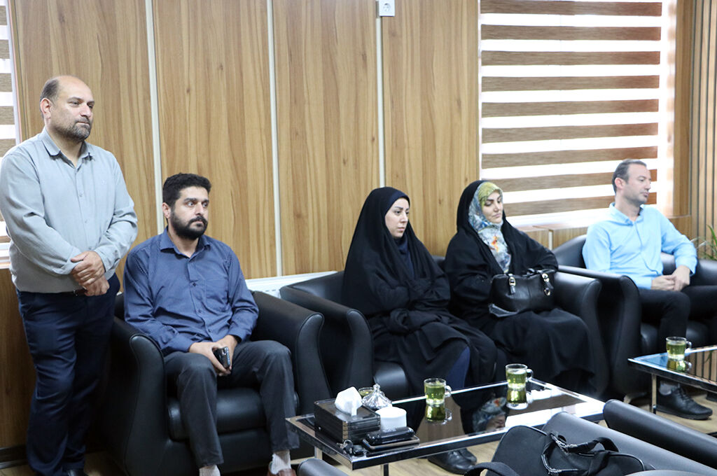 نشست کانونیها با یادگار ماندگارهشت سال دفاع مقدس