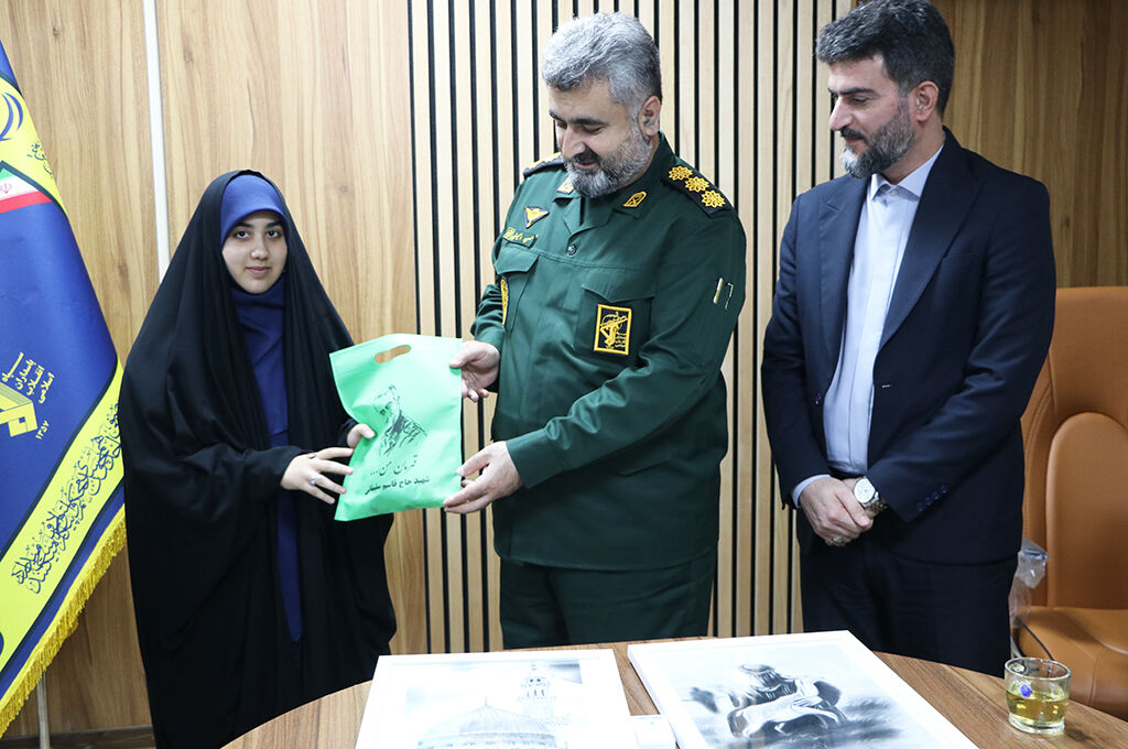 نشست کانونیها با یادگار ماندگارهشت سال دفاع مقدس