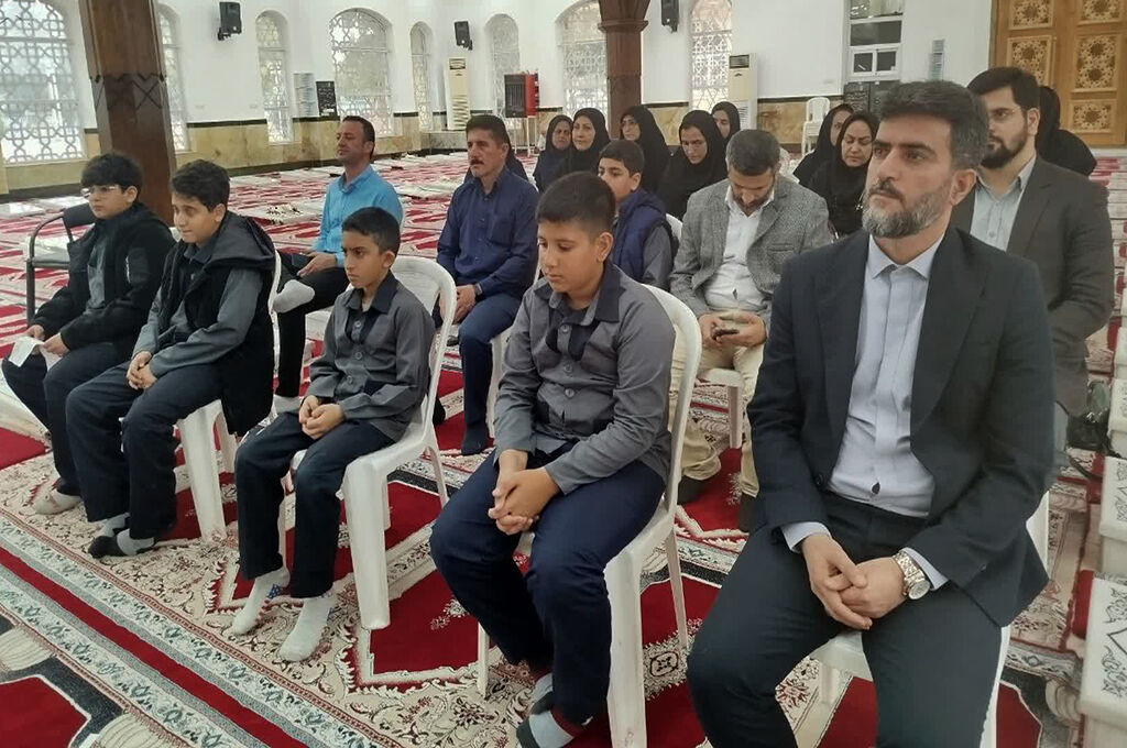 اعضای نوجوان کانون گیلان با شهیدان پیمانی دوباره بستند