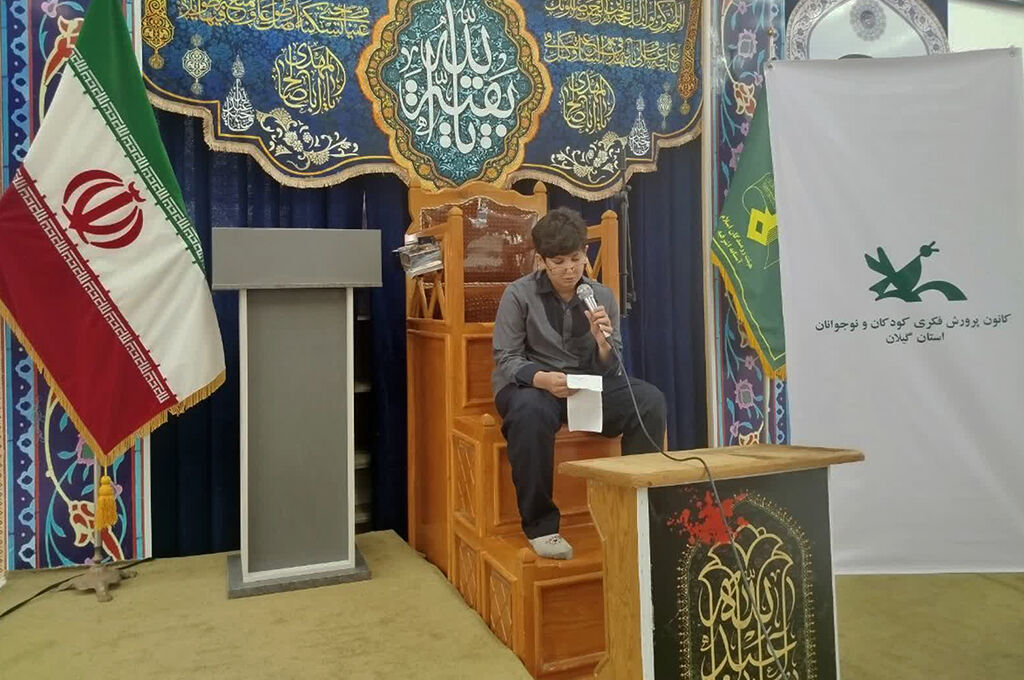 اعضای نوجوان کانون گیلان با شهیدان پیمانی دوباره بستند