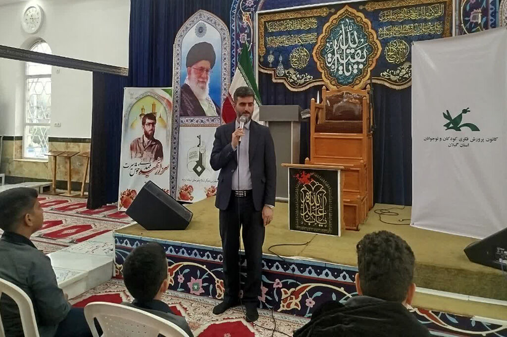 اعضای نوجوان کانون گیلان با شهیدان پیمانی دوباره بستند