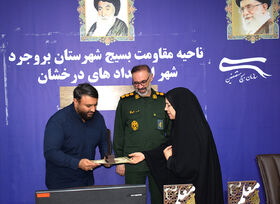 نشست مدیرکل کانون لرستان با بسیج فرهنگیان بروجرد به روایت تصویر