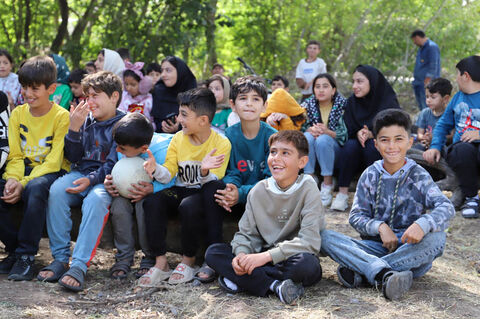 هیولا، لبخندی در قاب نمایش/ اجرای عدالت فرهنگی با سفر تماشاخانه کانون به اوریق و آراللو