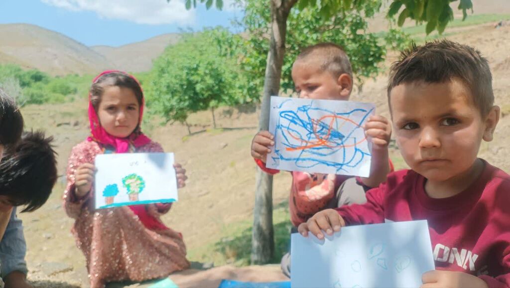 کتاب و قصه در چادرهای عشایری؛ روایت حضور مربیان سیار کانون همدان