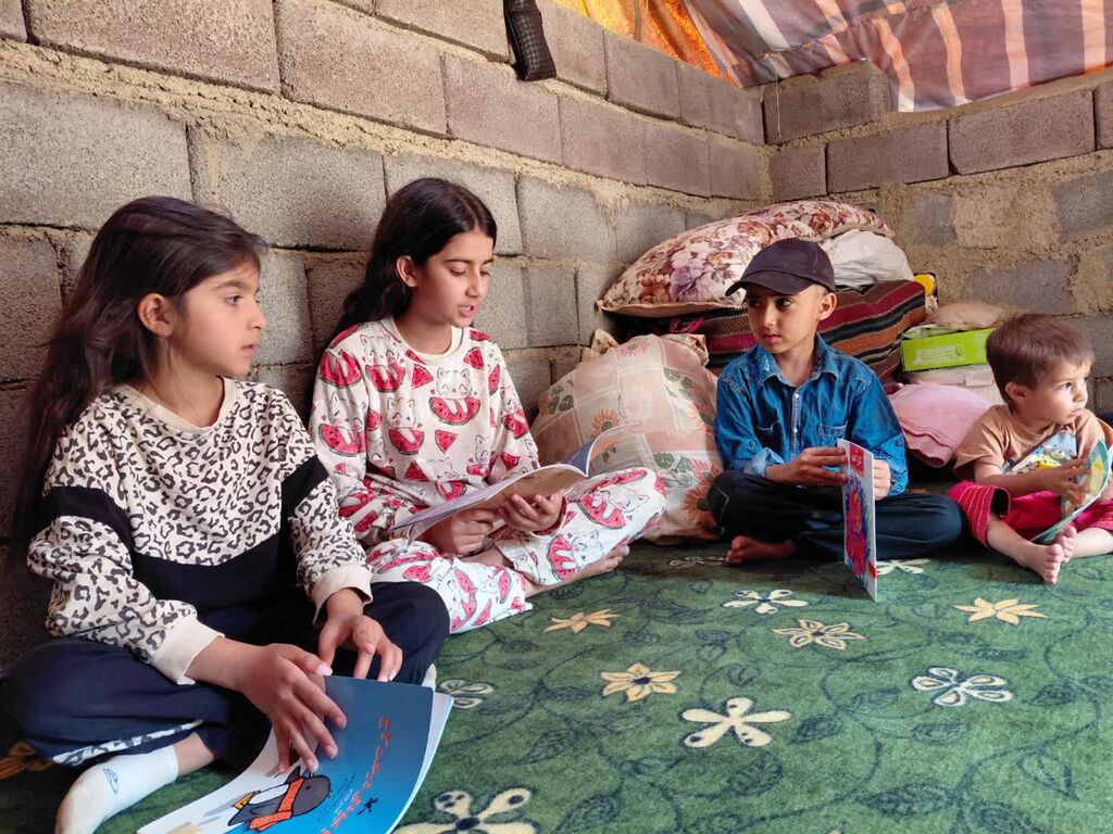 کتاب و قصه در چادرهای عشایری؛ روایت حضور مربیان سیار کانون همدان