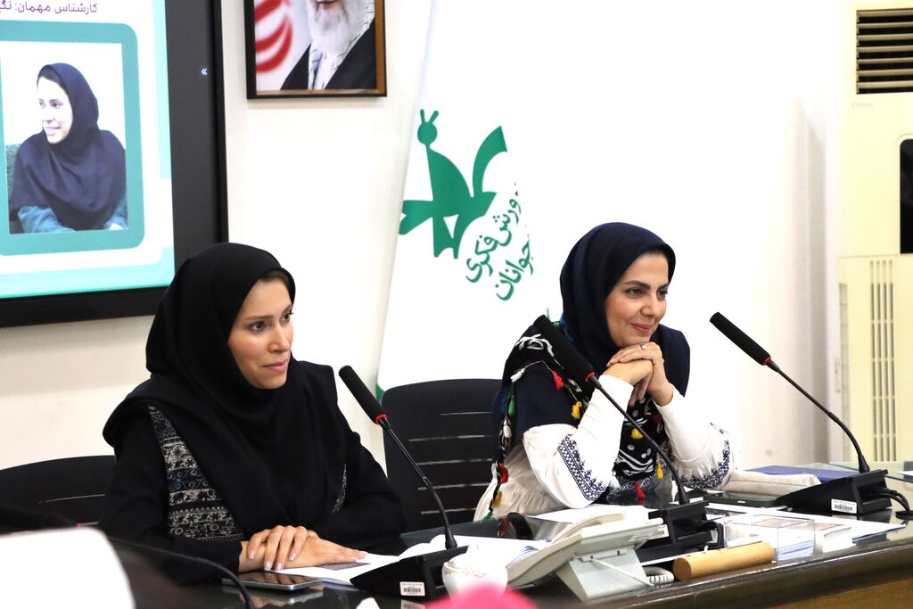 چهاردهمین نشست باشگاه نقد نوجوان کانون استان تهران