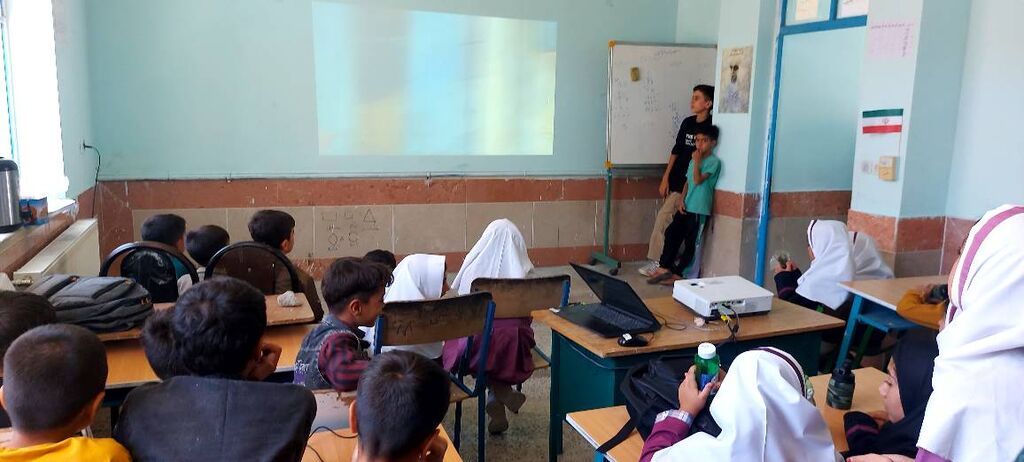 اجرای طرح «کانون روستا» در روستای لما