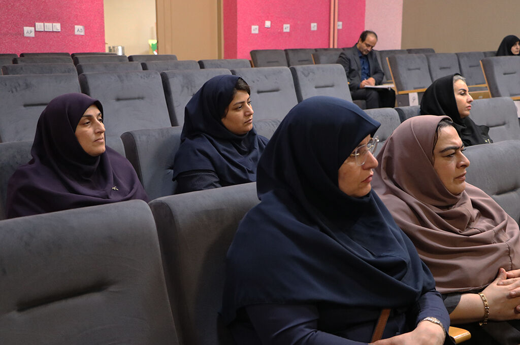 برگزاری نشست هماندیشی مربیان مراکز کانون گیلان