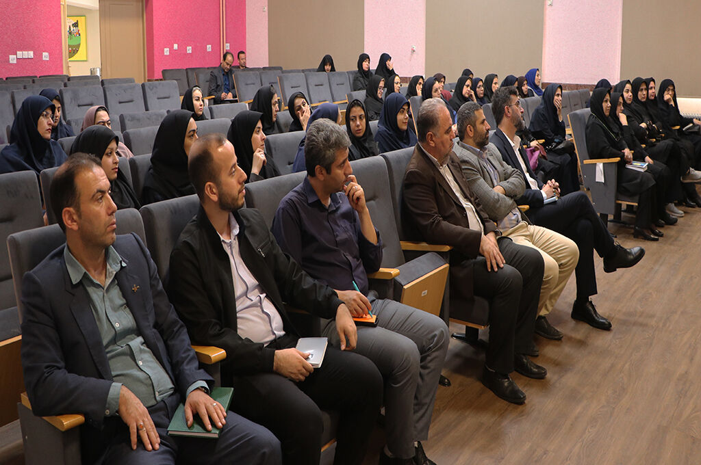 برگزاری نشست هماندیشی مربیان مراکز کانون گیلان