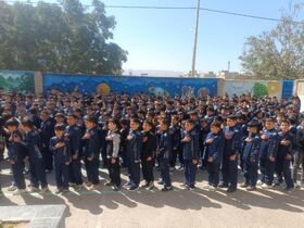جشن آغاز مهر با همکاری کانون در مدارس حاشیه شهر قوچان