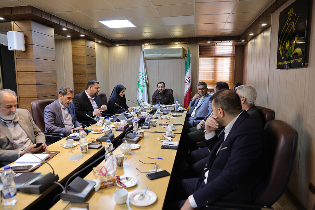 ضرورت همافزایی کانون زبان ایران و کانون پرورش فکری