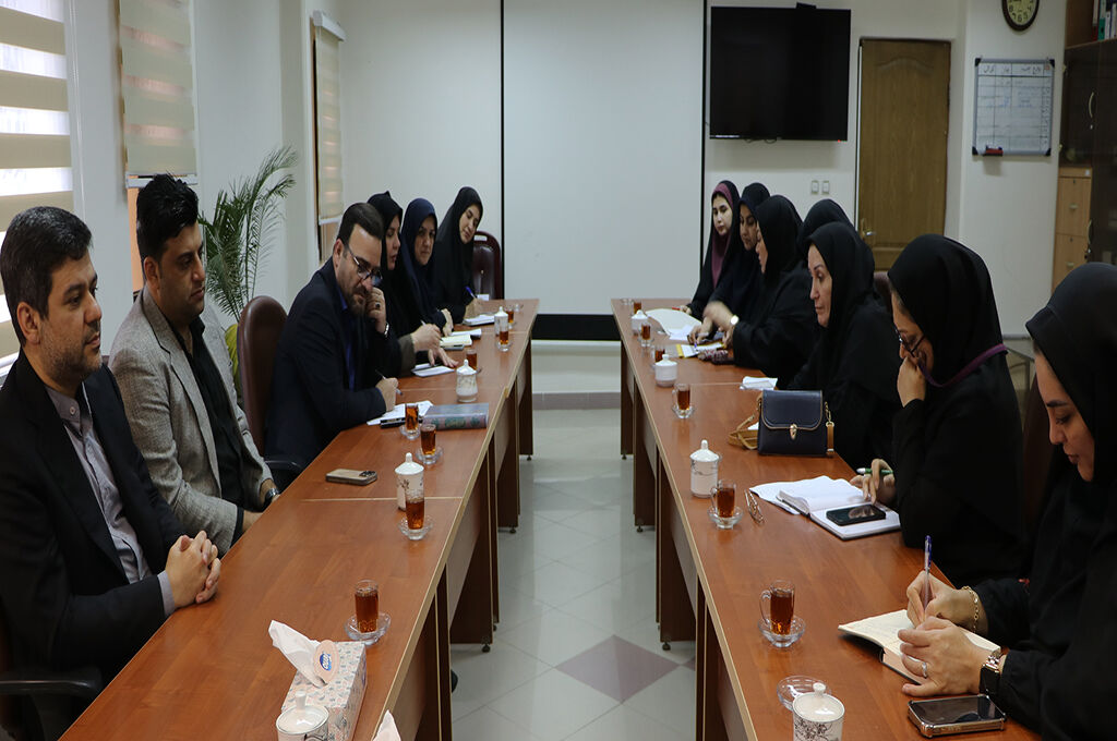 فرهنگ و هنر، ابزار ارتباط با کودک است