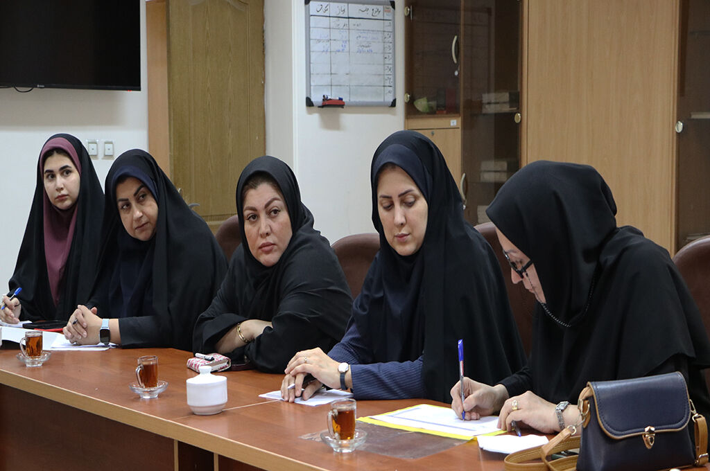 فرهنگ و هنر، ابزار ارتباط با کودک است