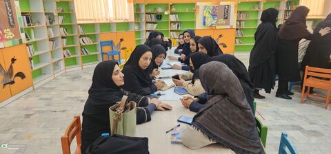 برگزاری دوره آموزشی مهارت های زندگی کارکنان کانون قم