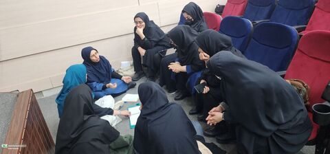 برگزاری دوره آموزشی مهارت های زندگی کارکنان کانون قم