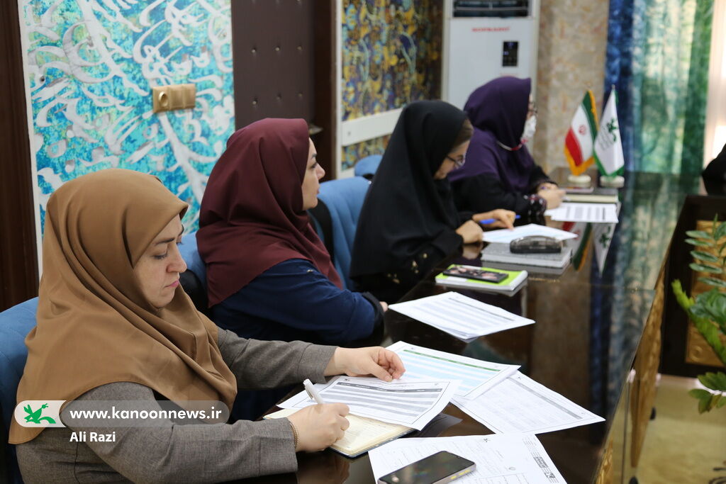 نشست تخصصی هفته ملی کودک در حوزه آموزش ابتدایی برگزار شد