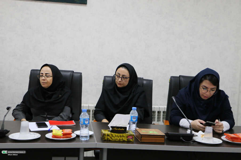 کانون بازوی توانمند آموزش و پرورش است