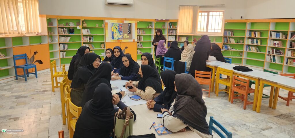 دوره مهارت های زندگی با حضور کارکنان کانون قم برگزار شد