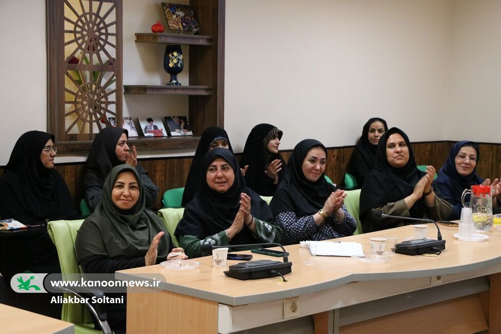 کارگاه «ارتباط مؤثر با کودک» در کرمان برگزار شد